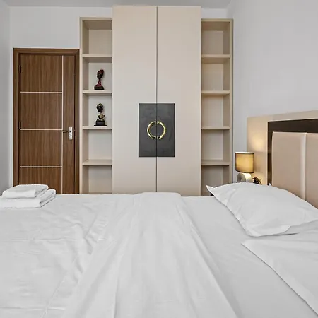 Artmob Isaran Apartment